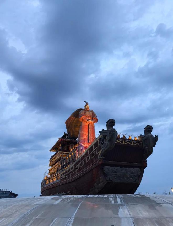 最美”的湖泊免费看海风景如画适合拍照PG麻将胡了网站入口地铁直达!西安“(图2) 最美”的湖泊免费看海风景如画适合拍照PG麻将胡了网站入口地铁直达!西安“(图2)